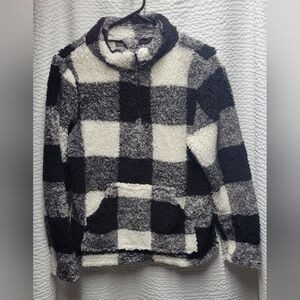 Marissa Olivia Chic Black and White Checkered Pullover